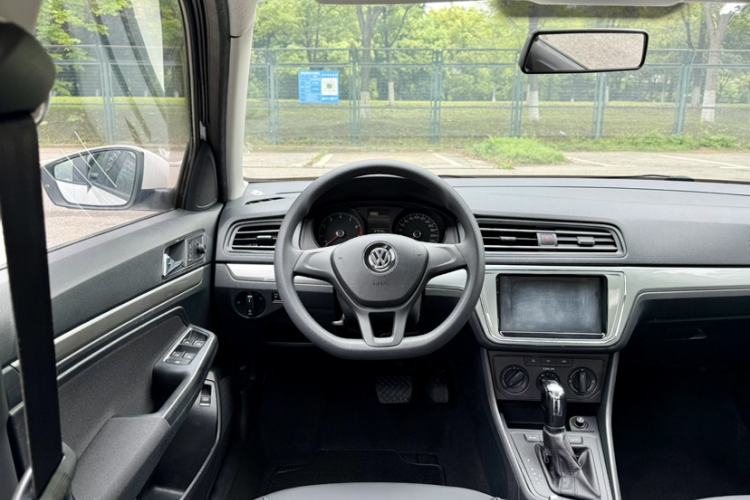 Used Volkswagen Lavida 2019 Lavida Start 1.5L Automatic Trendy Version China VI Standard Interior 1