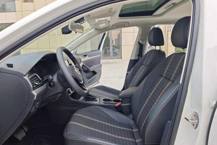 Used Volkswagen Lavida 2019 280TSI DSG Comfort Edition China VI standard Interior 1