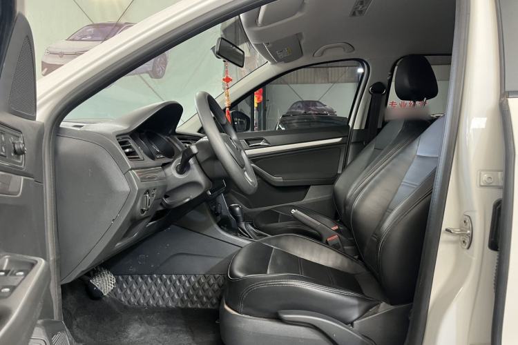 Used Volkswagen Lavida 2019 Lavida Start 1.5L Automatic Trendy Version China VI Standard Interior 1
