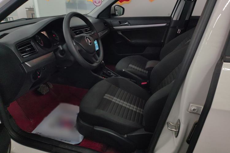 Used Volkswagen Lavida 2019 Lavida Start 1.5L Automatic Trendy Version China VI Standard Interior 1