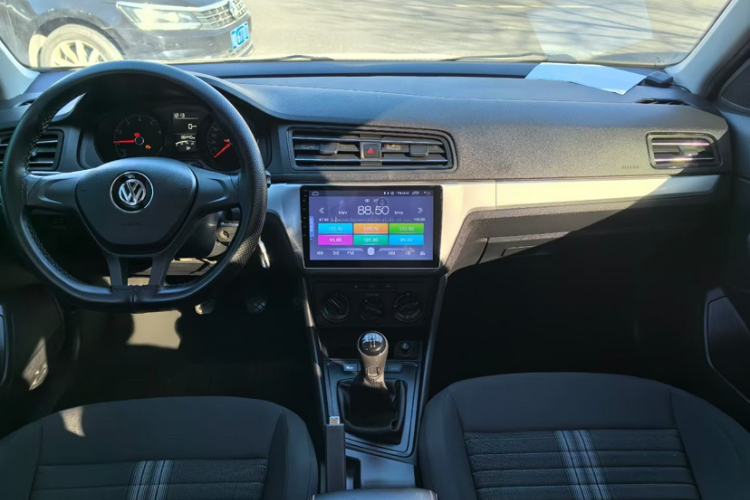 Used Volkswagen Lavida 2019 Lavida Start 1.5L Manual Fashion Edition China VI Standard Interior 1