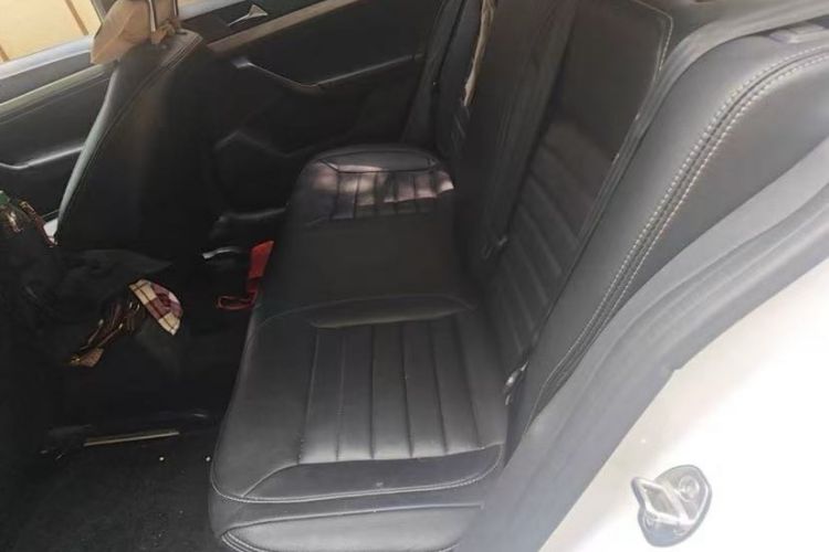 Used Volkswagen Lavida 2019 Lavida Start 1.5L Manual Fashion Edition China VI Standard Interior 2