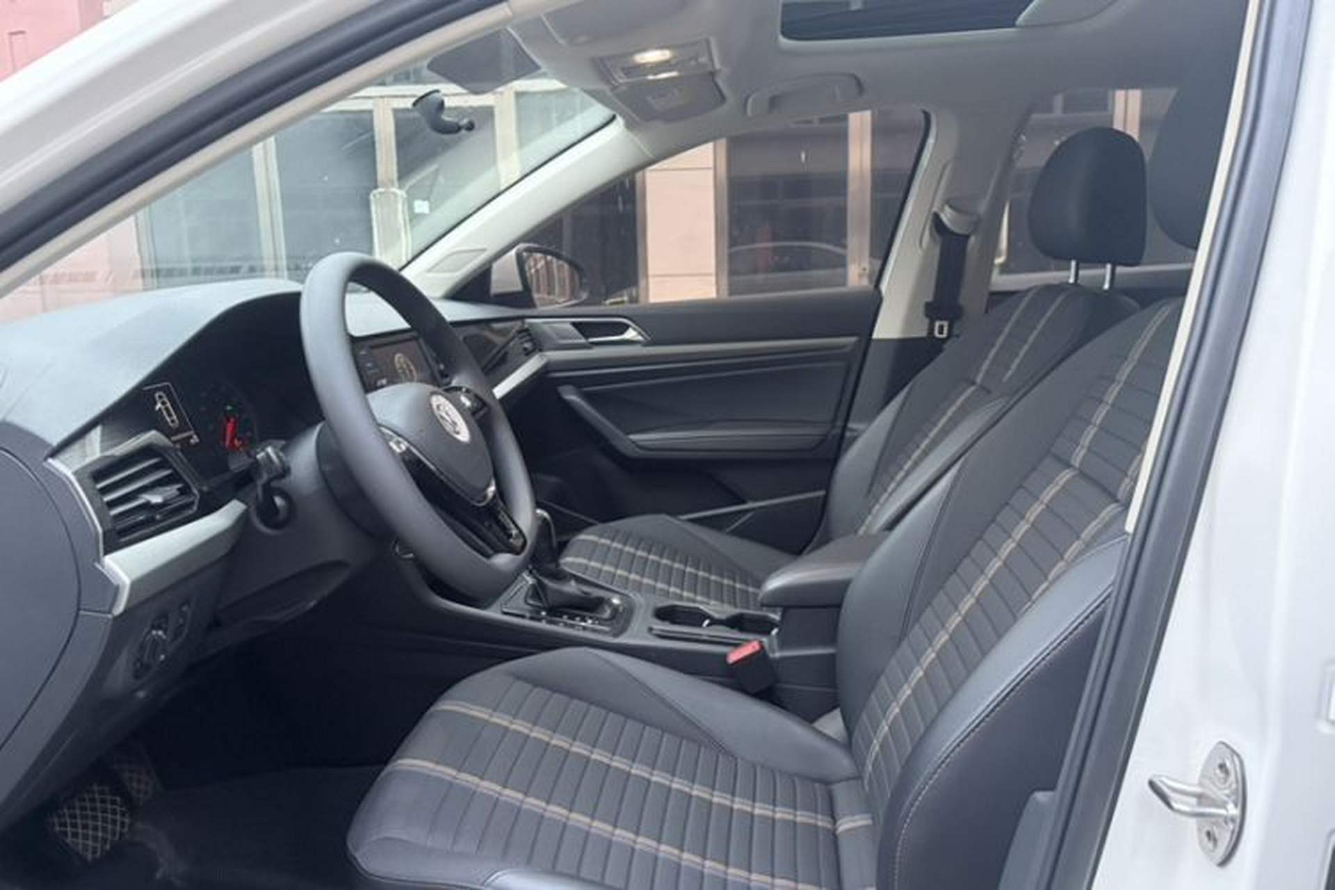 Used Volkswagen Lavida 2019 1.5L Automatic Vision Edition China VI Standard Interior 2