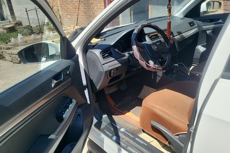 Used Volkswagen Lavida 2019 Lavida Start 1.5L Automatic Trendy Version China VI Standard Interior 3