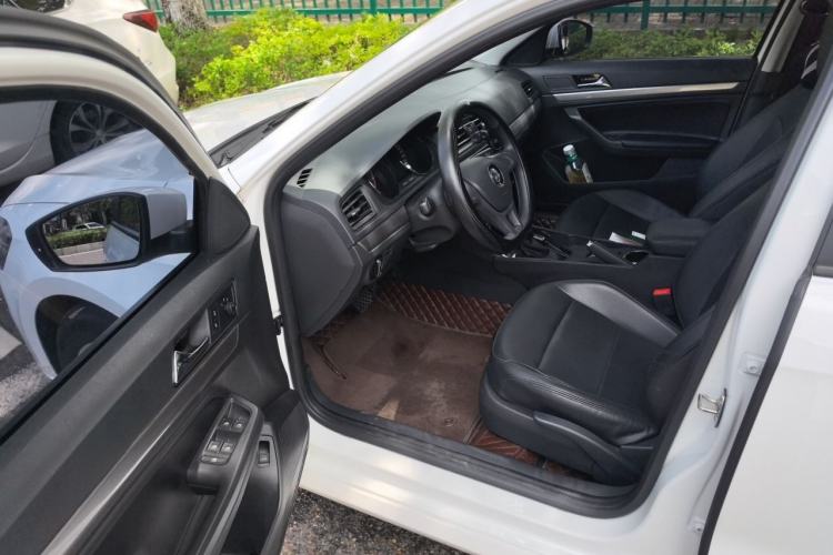 Used Volkswagen Lavida 2019 Lavida Start 1.5L Automatic Trendy Version China VI Standard Interior 3