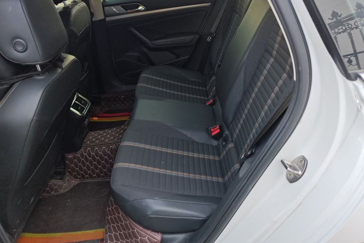 Used Volkswagen Lavida 2019 280TSI DSG Comfort Edition China VI standard Interior 4