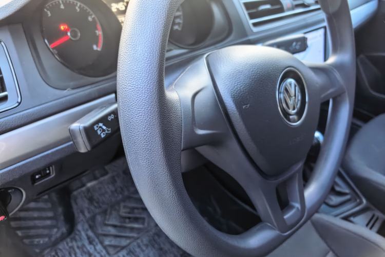 Used Volkswagen Lavida 2019 Lavida Start 1.5L Automatic Trendy Version China VI Standard Interior 5