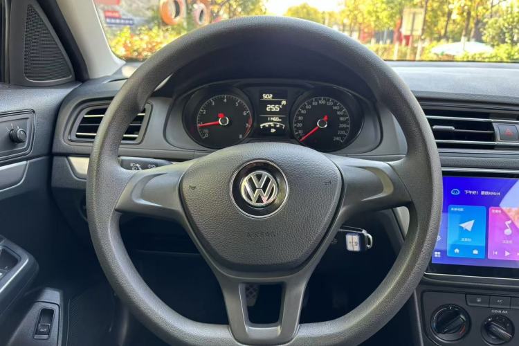 Used Volkswagen Lavida 2019 Lavida Start 1.5L Manual Fashion Edition China VI Standard Interior 6