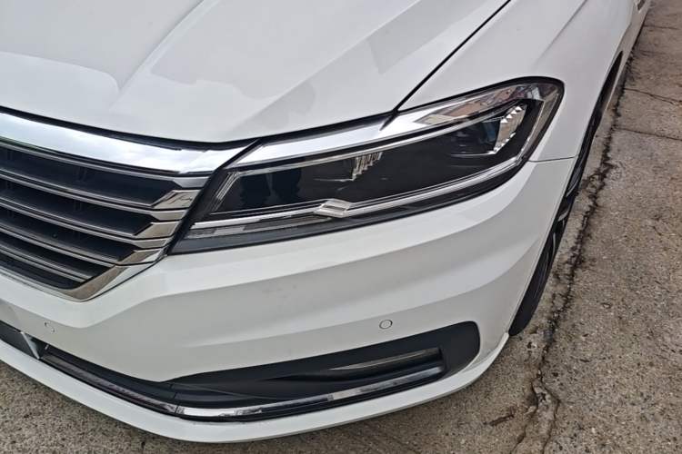 Used Volkswagen Lavida 2019 280TSI DSG Luxury Edition China VI Standard Left Front Headlight