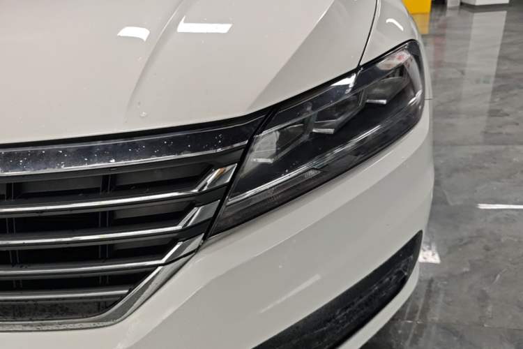 Used Volkswagen Lavida 2019 1.5L Automatic Fashion Edition China VI Left Front Headlight