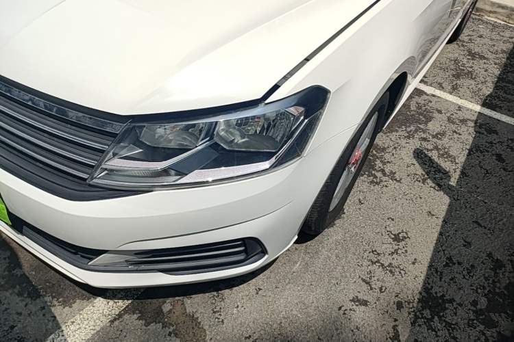 Used Volkswagen Lavida 2019 Lavida Start 1.5L Automatic Trendy Version China VI Standard Left Front Headlight