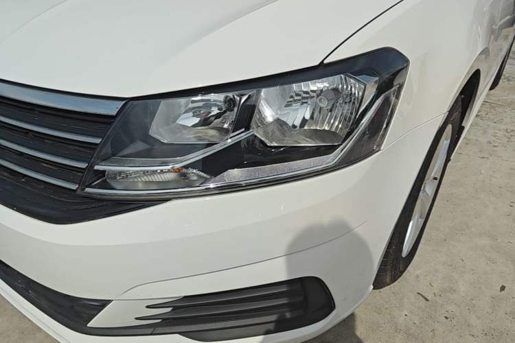 Used Volkswagen Lavida 2019 Lavida Start 1.5L Automatic Trendy Version China VI Standard Left Front Headlight