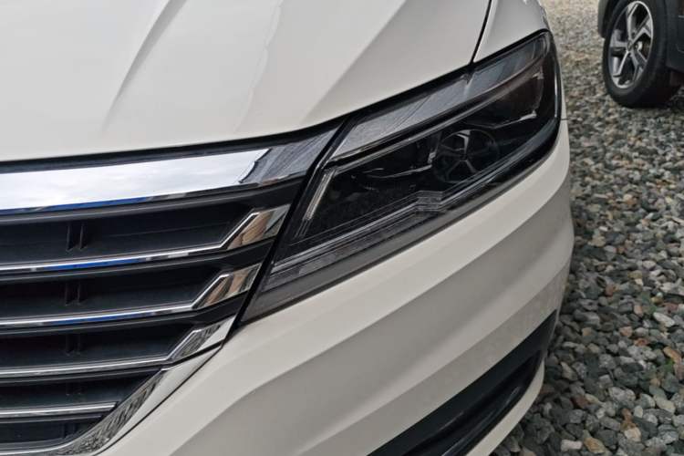 Used Volkswagen Lavida 2019 280TSI DSG Comfort Edition China VI standard Left Front Headlight