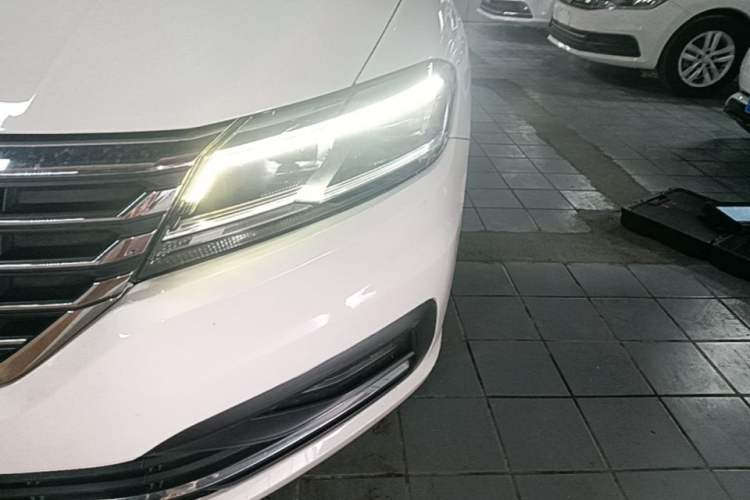 Used Volkswagen Lavida 2019 280TSI DSG Comfort Edition China VI standard Left Front Headlight