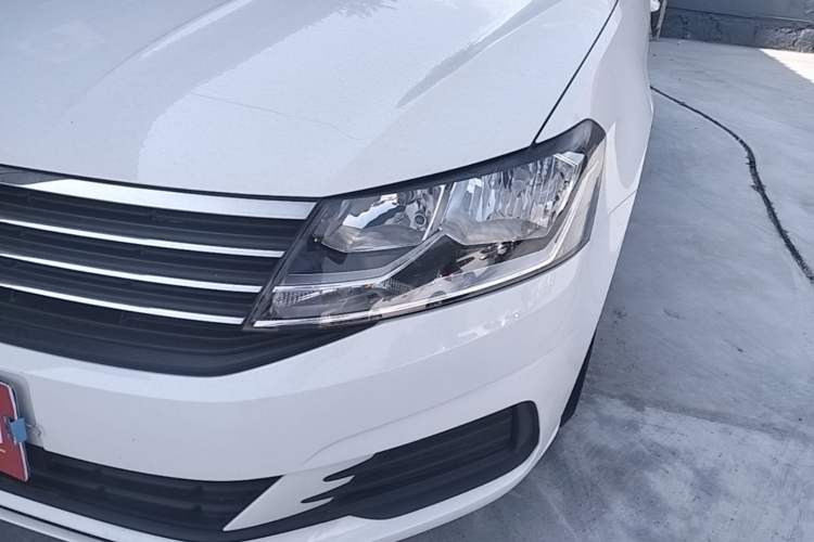 Used Volkswagen Lavida 2019 Lavida Start 1.5L Manual Fashion Edition China VI Standard Left Front Headlight