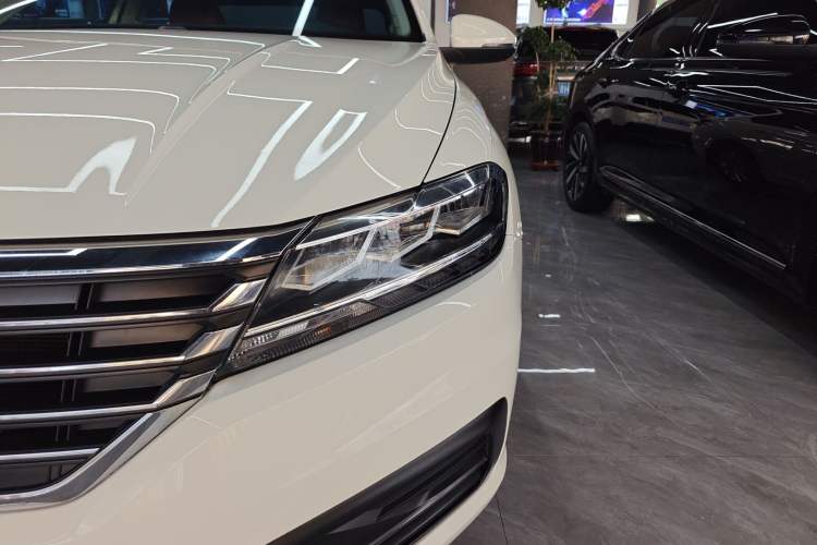 Used Volkswagen Lavida 2019 Lavida Start 1.5L Automatic Trendy Version China VI Standard Left Front Headlight