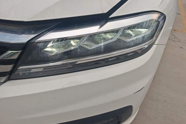 Used Volkswagen Lavida 2019 1.5L Automatic Fashion Edition China VI Left Front Headlight