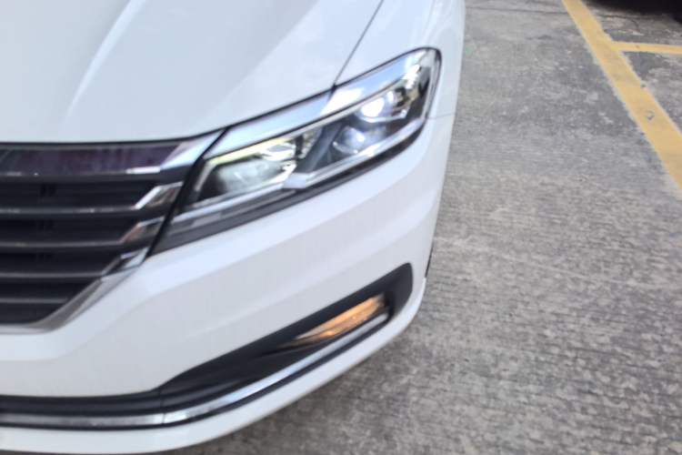 Used Volkswagen Lavida 2019 1.5L Automatic Comfort Edition China VI Standard Left Front Headlight