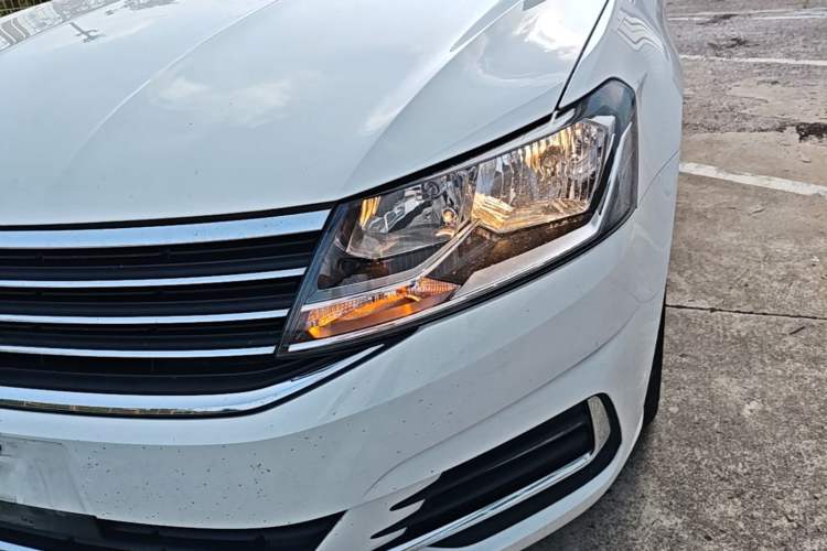 Used Volkswagen Lavida 2019 Lavida Start 1.5L Automatic Comfort Edition China VI Standard Left Front Headlight