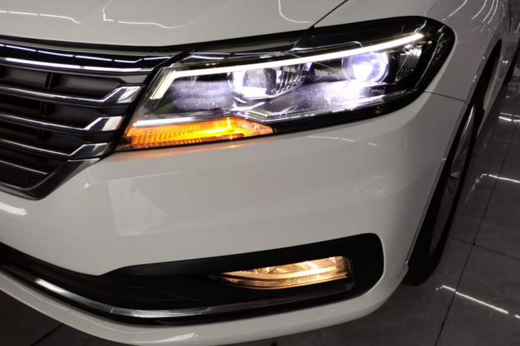 Used Volkswagen Lavida 2019 1.5L Automatic Vision Edition China VI Standard Left Front Headlight