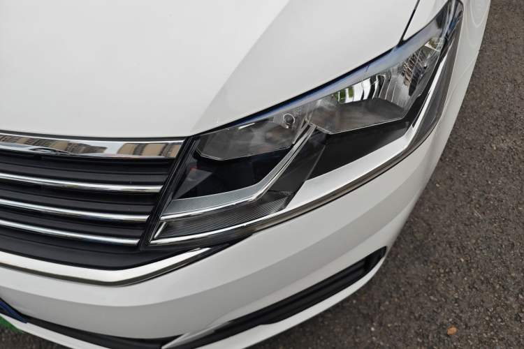 Used Volkswagen Lavida 2019 Lavida Start 1.5L Automatic Trendy Version China VI Standard Left Front Headlight