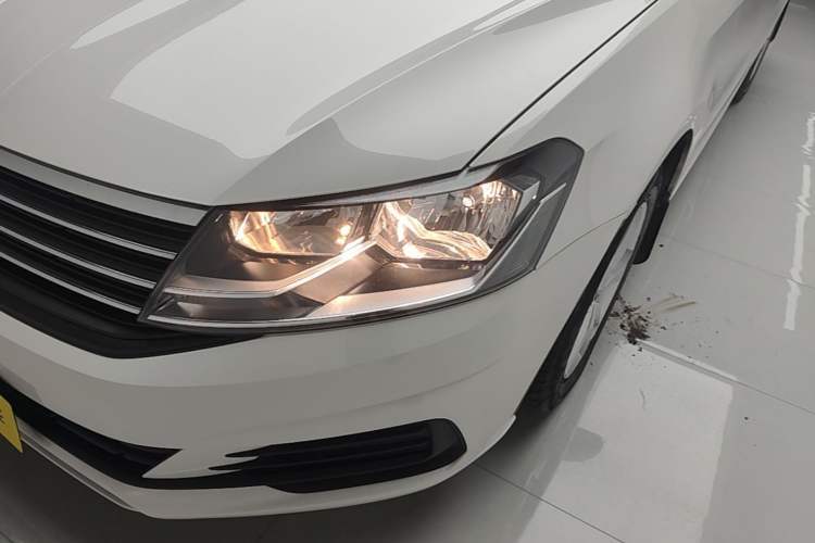 Used Volkswagen Lavida 2019 Lavida Start 1.5L Automatic Trendy Version China VI Standard Left Front Headlight
