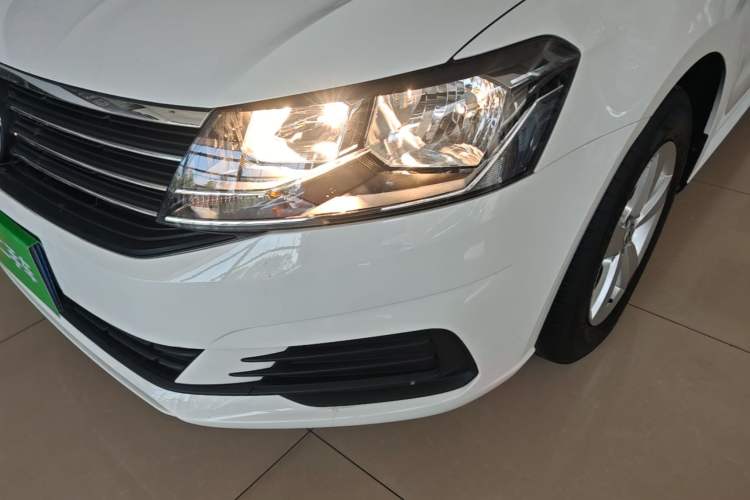 Used Volkswagen Lavida 2019 Lavida Start 1.5L Manual Fashion Edition China VI Standard Left Front Headlight