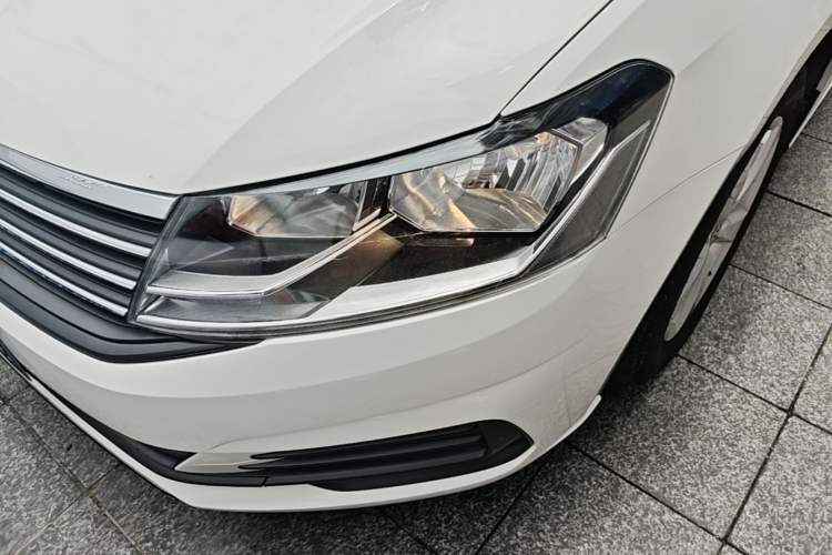 Used Volkswagen Lavida 2019 Lavida Start 1.5L Automatic Trendy Version China VI Standard Left Front Headlight