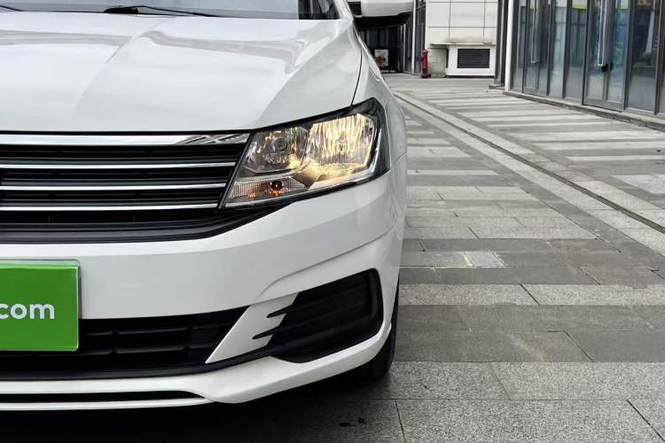 Used Volkswagen Lavida 2019 Lavida Start 1.5L Manual Fashion Edition China VI Standard Left Front Headlight