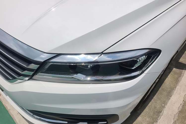 Used Volkswagen Lavida 2019 280TSI DSG Comfort Edition China VI standard Left Front Headlight