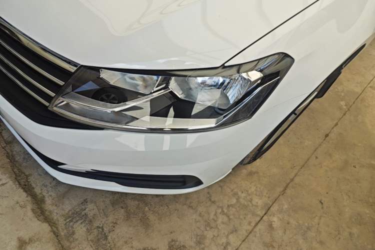 Used Volkswagen Lavida 2019 Lavida Start 1.5L Manual Fashion Edition China VI Standard Left Front Headlight