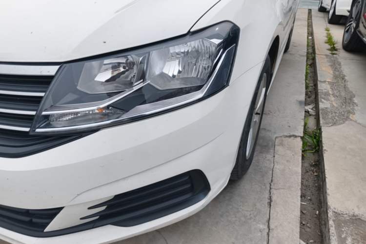 Used Volkswagen Lavida 2019 Lavida Start 1.5L Automatic Trendy Version China VI Standard Left Front Headlight