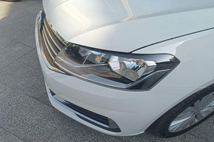 Used Volkswagen Lavida 2019 Lavida Start 1.5L Automatic Comfort Edition China VI Standard Left Front Headlight