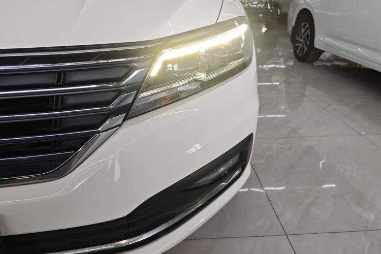Used Volkswagen Lavida 2019 1.5L Automatic Vision Edition China VI Standard Left Front Headlight