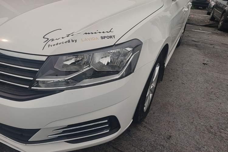 Used Volkswagen Lavida 2019 Lavida Start 1.5L Automatic Trendy Version China VI Standard Left Front Headlight