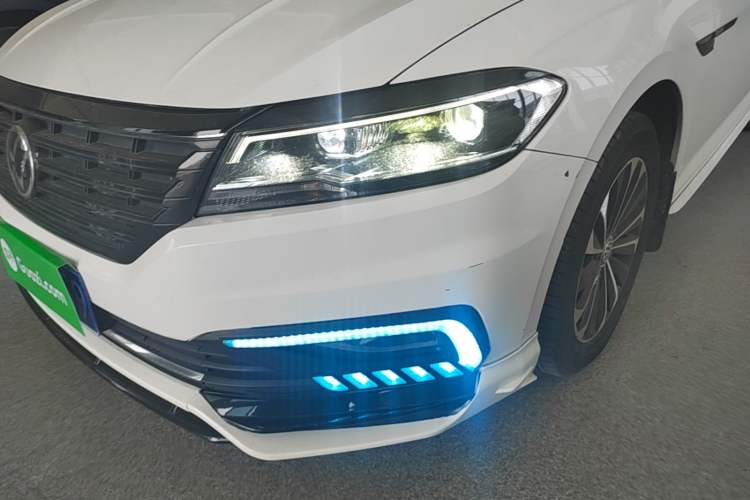 Used Volkswagen Lavida 2019 280TSI DSG Comfort Edition China VI standard Left Front Headlight