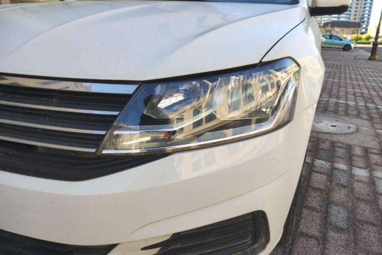 Used Volkswagen Lavida 2019 Lavida Start 1.5L Manual Fashion Edition China VI Standard Left Front Headlight