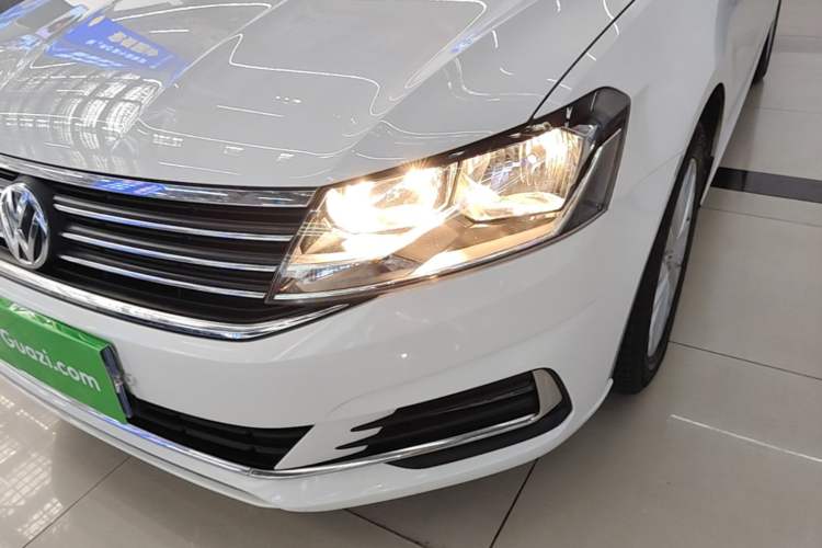 Used Volkswagen Lavida 2019 Lavida Start 1.5L Automatic Comfort Edition China VI Standard Left Front Headlight
