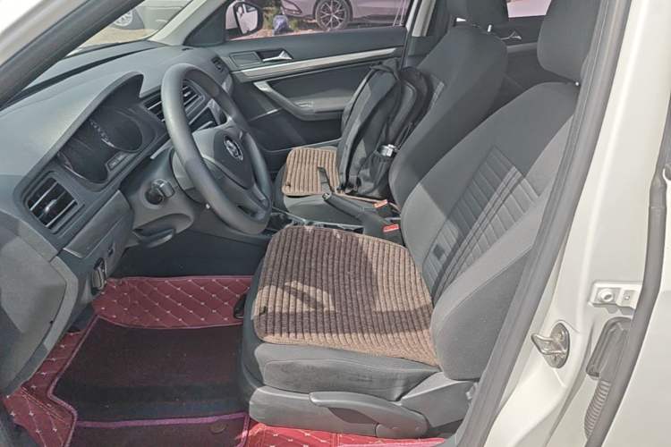 Used Volkswagen Lavida 2019 Lavida Start 1.5L Automatic Trendy Version China VI Standard Left Front Seat