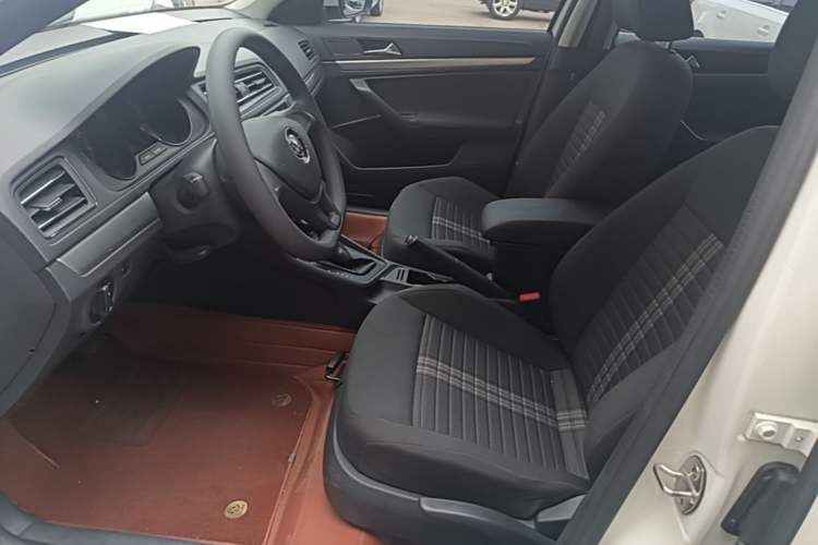 Used Volkswagen Lavida 2019 Lavida Start 1.5L Automatic Trendy Version China VI Standard Left Front Seat