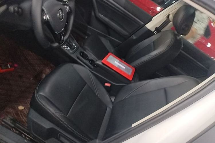 Used Volkswagen Lavida 2019 1.5L Automatic Vision Edition China VI Standard Left Front Seat