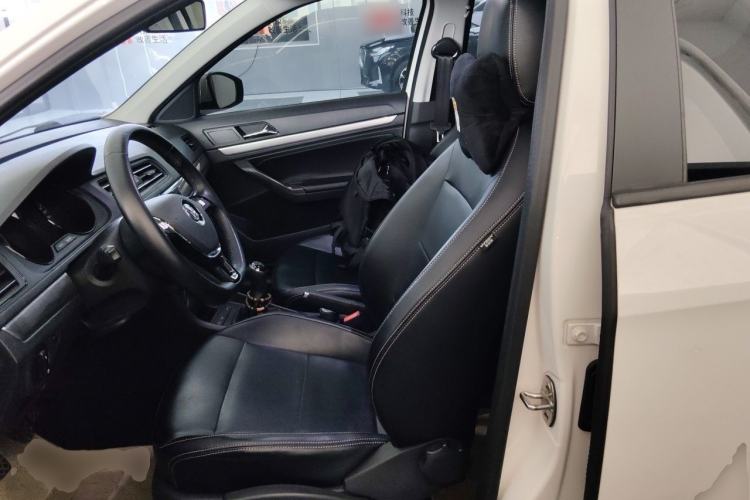 Used Volkswagen Lavida 2019 Lavida Start 1.5L Manual Fashion Edition China VI Standard Left Front Seat