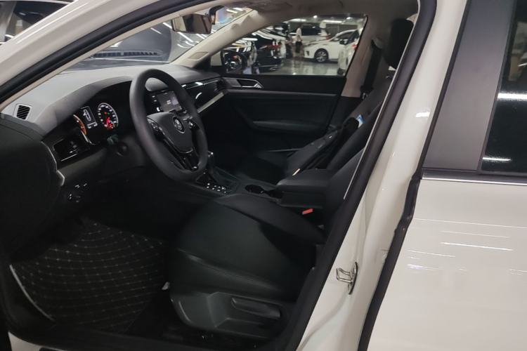 Used Volkswagen Lavida 2019 280TSI DSG Comfort Edition China VI standard Left Front Seat
