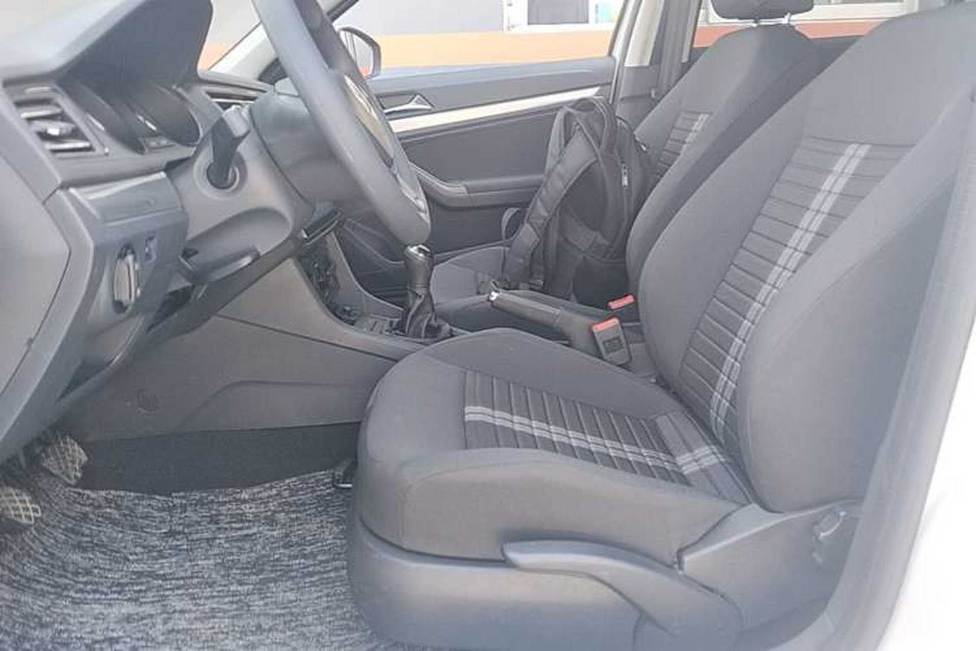 Used Volkswagen Lavida 2019 Lavida Start 1.5L Manual Fashion Edition China VI Standard Left Front Seat