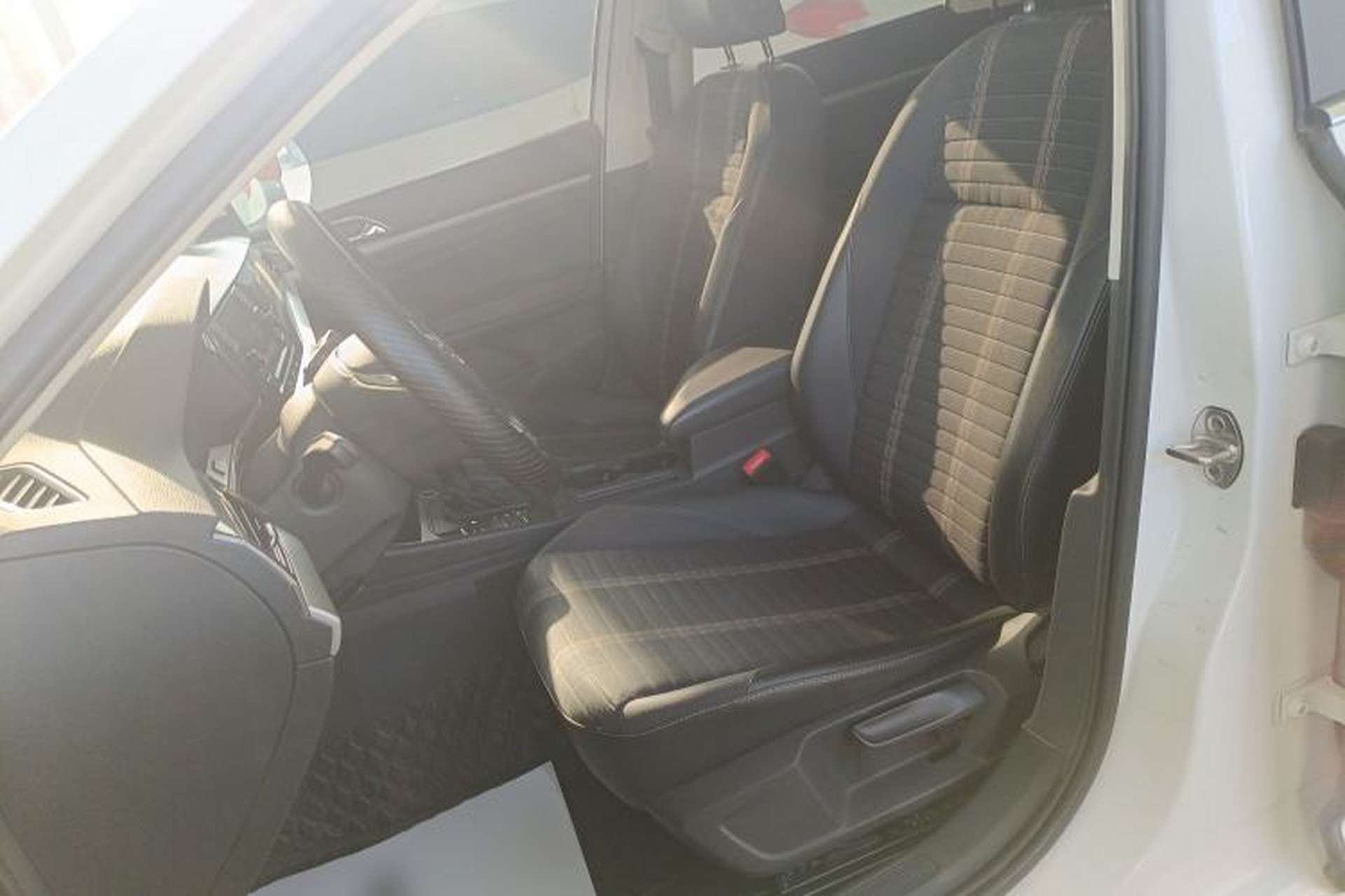 Used Volkswagen Lavida 2019 280TSI DSG Comfort Edition China VI standard Left Front Seat