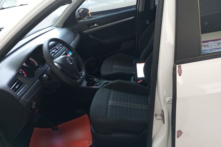 Used Volkswagen Lavida 2019 Lavida Start 1.5L Automatic Trendy Version China VI Standard Left Front Seat