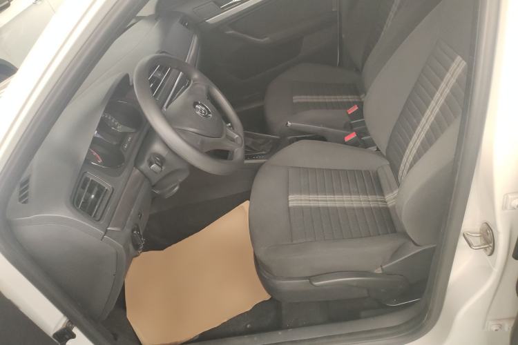 Used Volkswagen Lavida 2019 Lavida Start 1.5L Automatic Trendy Version China VI Standard Left Front Seat