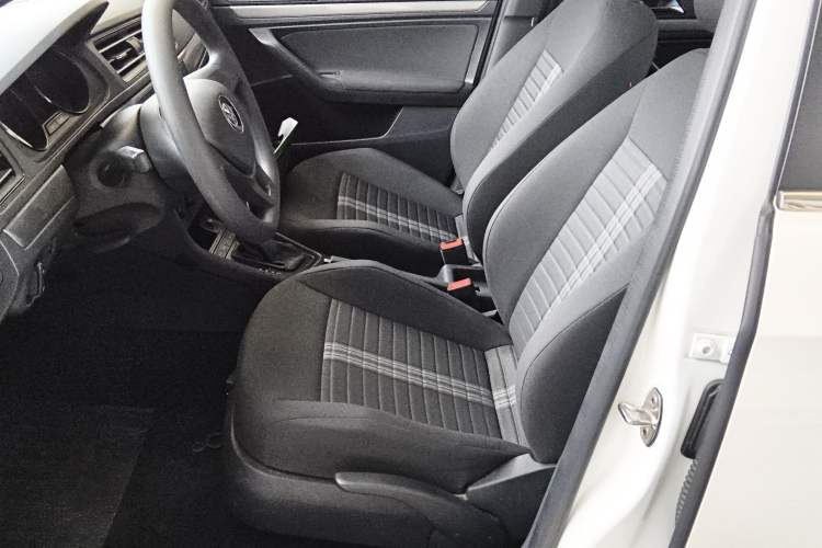 Used Volkswagen Lavida 2019 Lavida Start 1.5L Automatic Trendy Version China VI Standard Left Front Seat