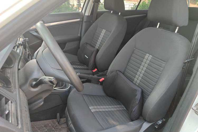Used Volkswagen Lavida 2019 Lavida Start 1.5L Manual Fashion Edition China VI Standard Left Front Seat