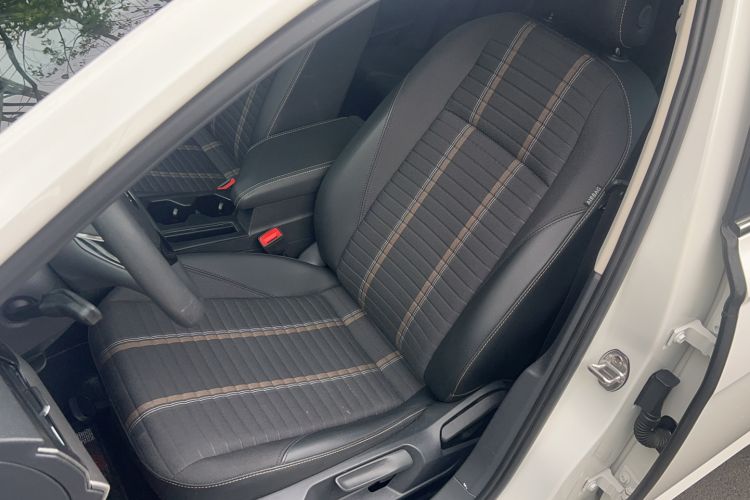 Used Volkswagen Lavida 2019 280TSI DSG Comfort Edition China VI standard Left Front Seat
